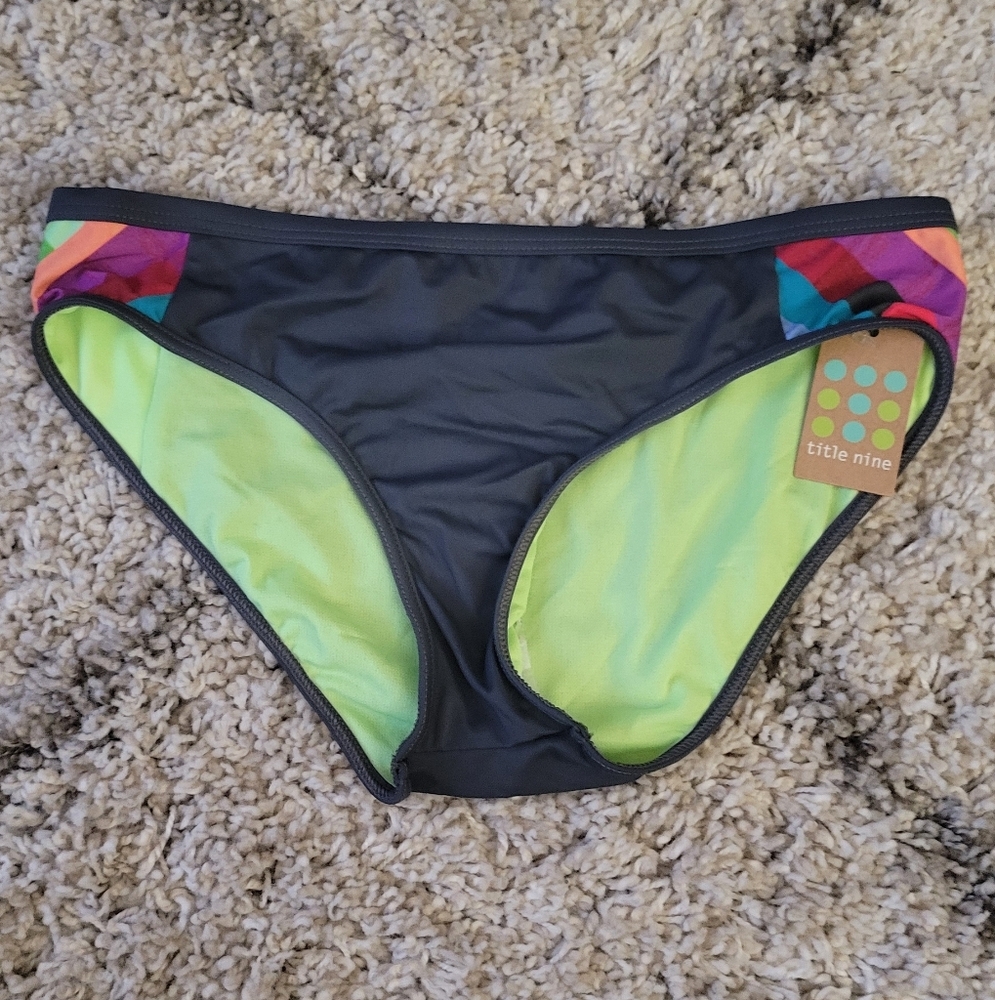 Title Nine Bikini Hold On Bottom Size Small NWT